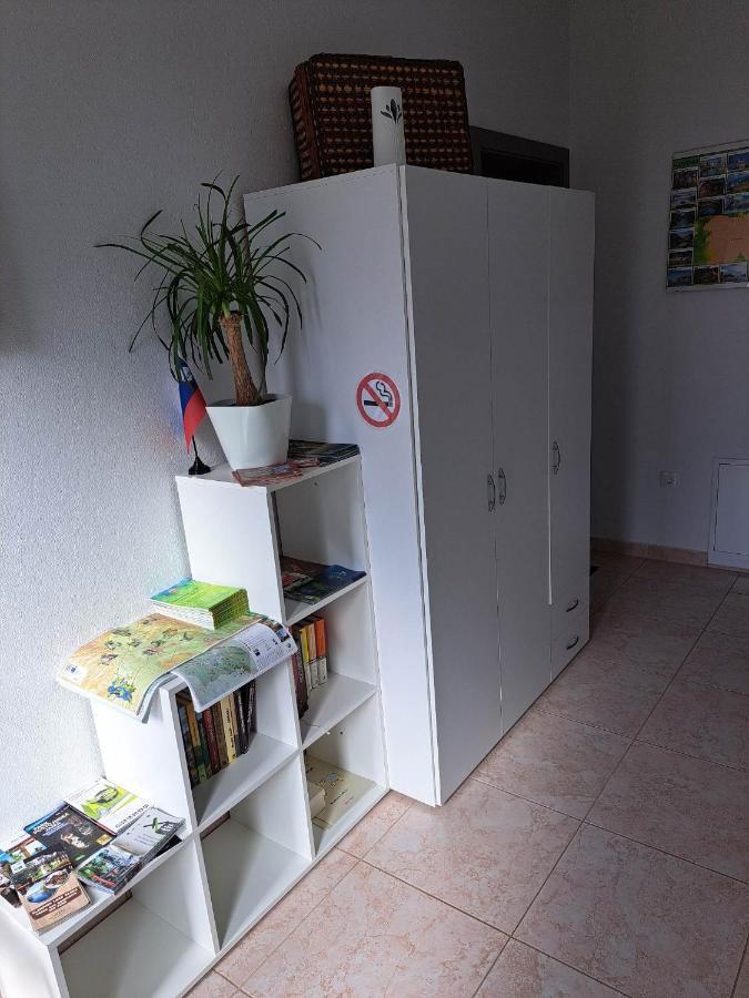 Apartmaji Tisa In Zana Rovte Dış mekan fotoğraf